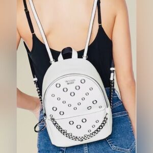 Victoria’s Secret Grommet City Backpack Purse Zipper Front Chain Zipper White